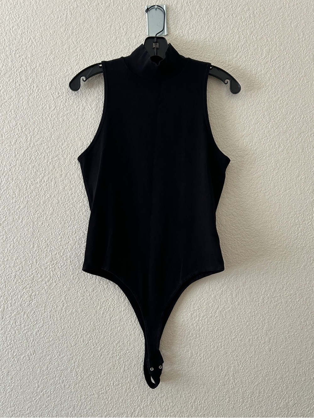 Re/Done 60’s Mock Neck Black Bodysuit size L